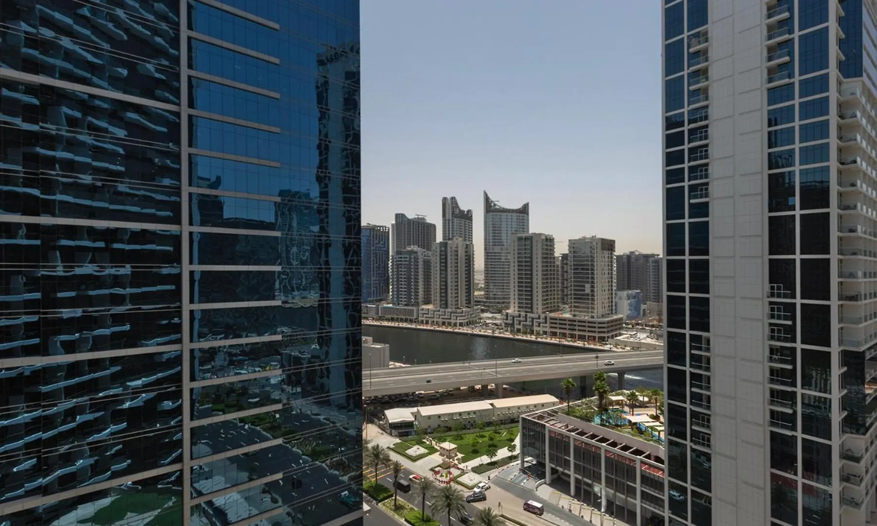 Canal View Luxury Stays Dubai 0*,